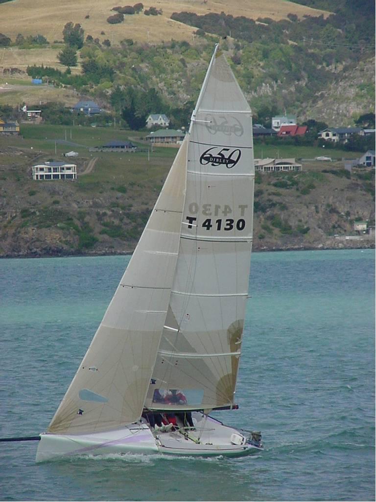 Dibley 650 Stealth Racing Trailer Yacht